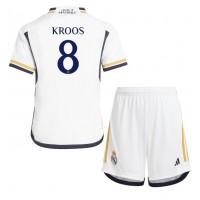 Real Madrid Toni Kroos #8 Hemmadräkt Barn 2023-24 Kortärmad (+ Korta byxor)